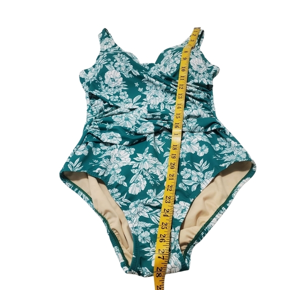 NEW Lands End Swim SlenderSuit Belted Sweetheart One Piece Bathing suit - Picture 13 of 16